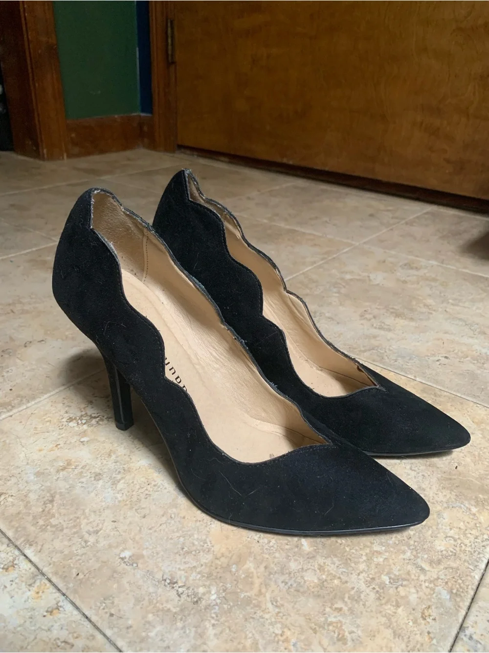 Black Scalloped Suede Pointed-Toe Pumps - Women's